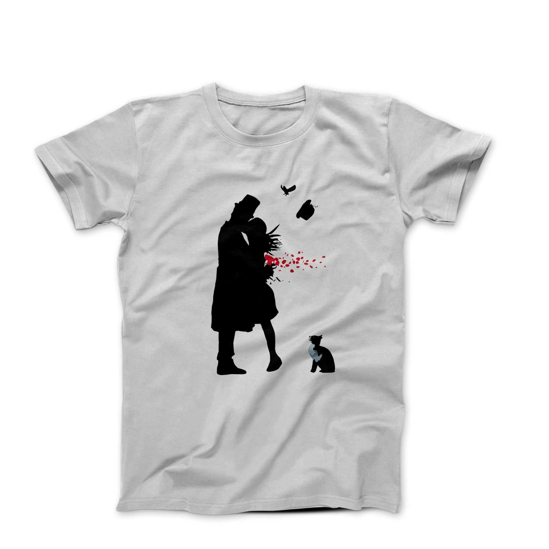 Banksy The Kiss Street Art T - shirt - Clothing - Harvey Ltd